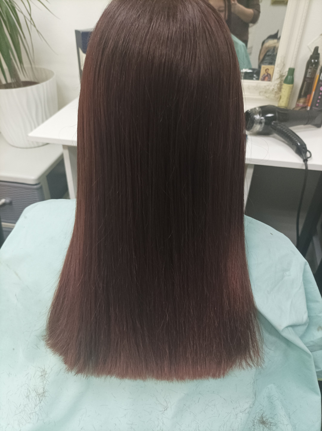 Shiny Look Gordina #nis Keratinski tretmani Keratinsko ispravljanje kose - tanka kosa srednje dužine