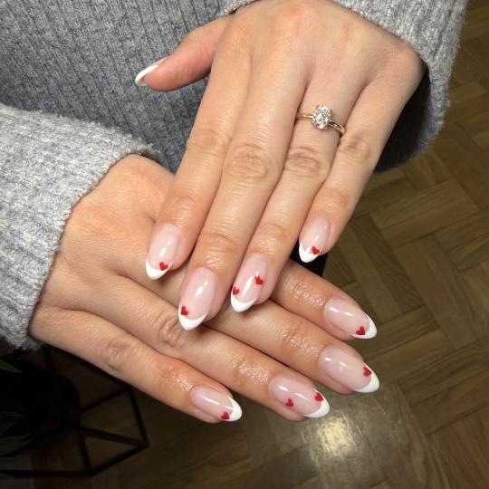 Beauty room Zvezdara #beograd Izlivanje noktiju Korekcija izlivanja noktiju gelom - S dužina