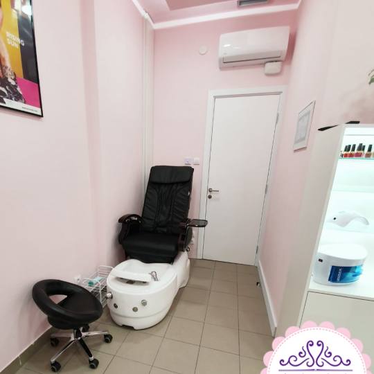 M&M Beauty Team #beograd Estetski pedikir Estetski pedikir na našoj hidromasažnoj fotelji Estetski