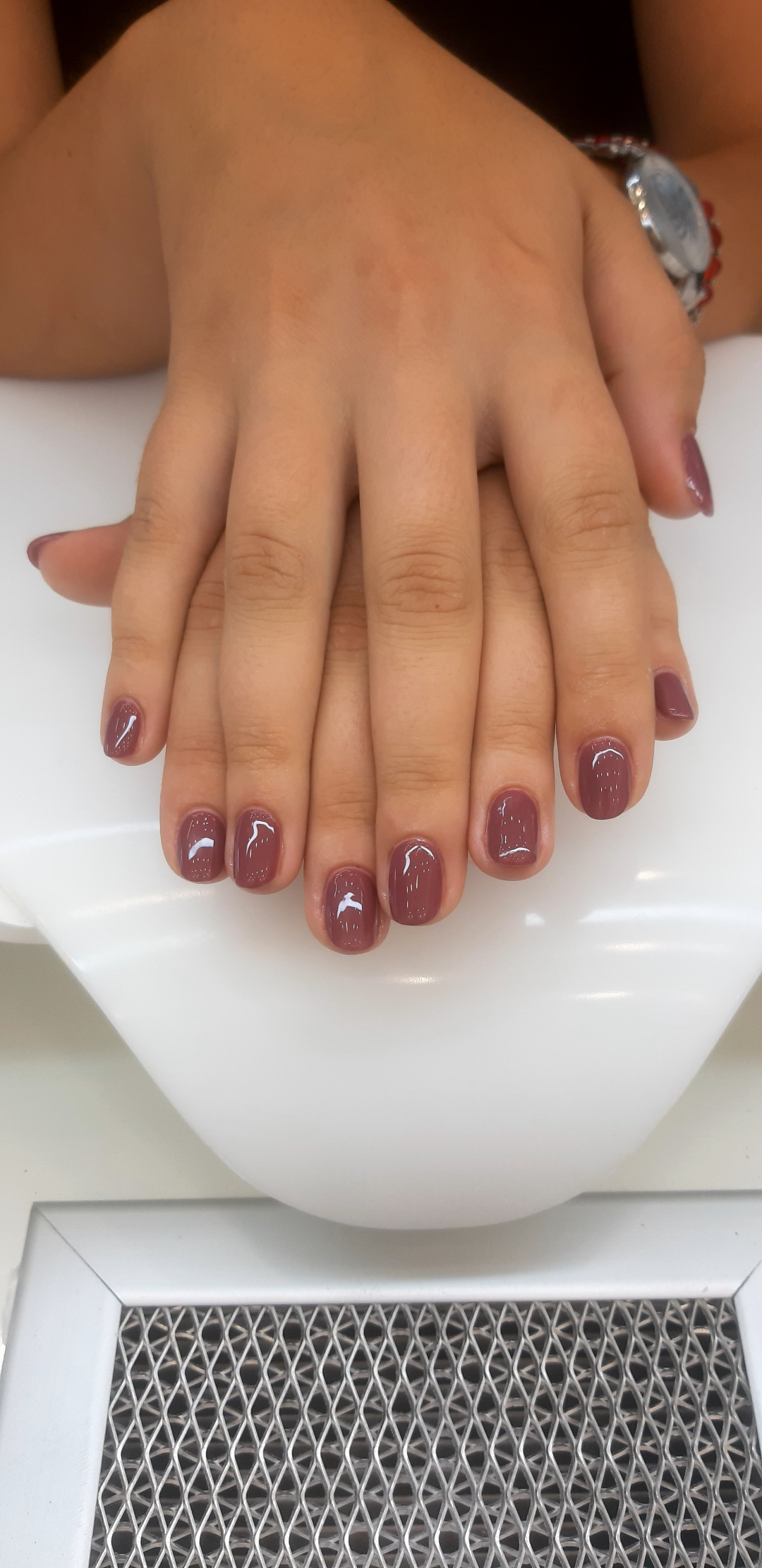 Albina Unisex Studio Lepote #temerin Gel lak Gel lak, ruber baza- ruke i mini manikir (bez skidanja tuđeg materijala)