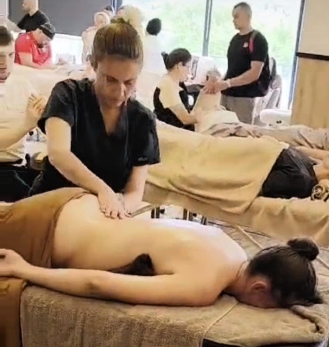 Relax masaža celog tela - 60 minuta - Hathor, Niš Masaža za opuštanje / relax / antistres Masaža Masaža za opuštanje / relax / antistres, Niš, Medijana