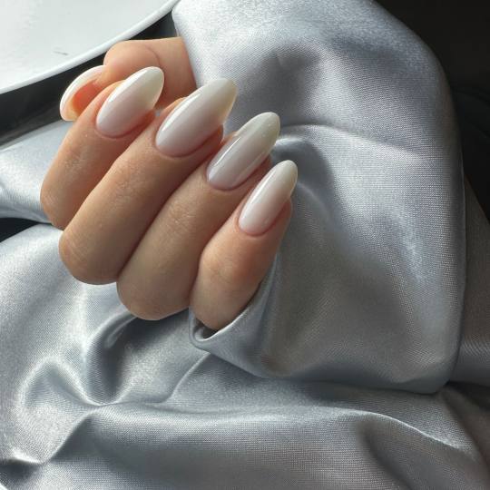 Link to Beauty #beograd Gel lak Rubber baza - L dužina Milky
