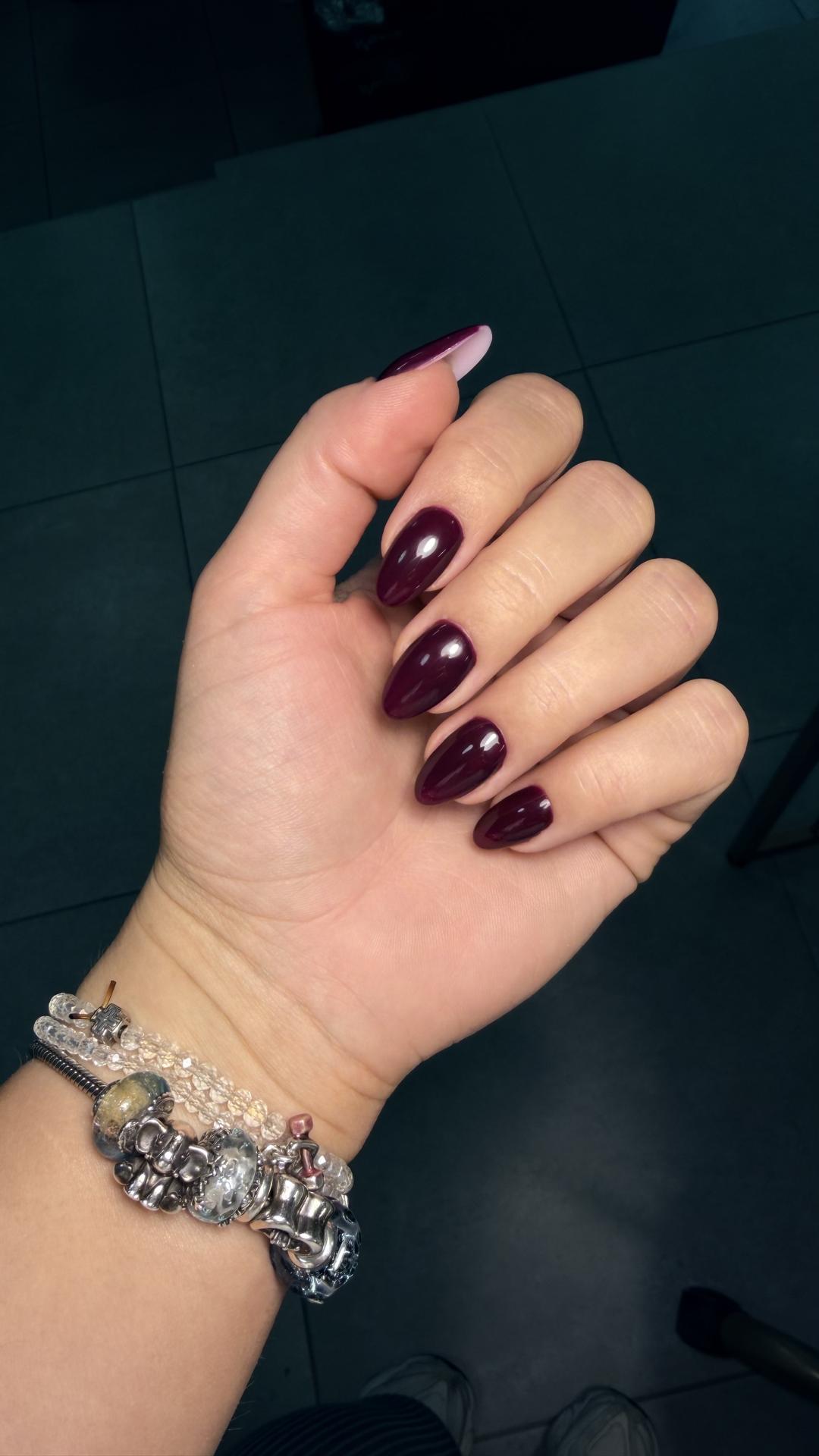 Korekcija gela - M dužina - Studio Eleven Ladies&Gentlemen, Beograd Korekcija noktiju Nokti Korekcija noktiju, Beograd, Zvezdara