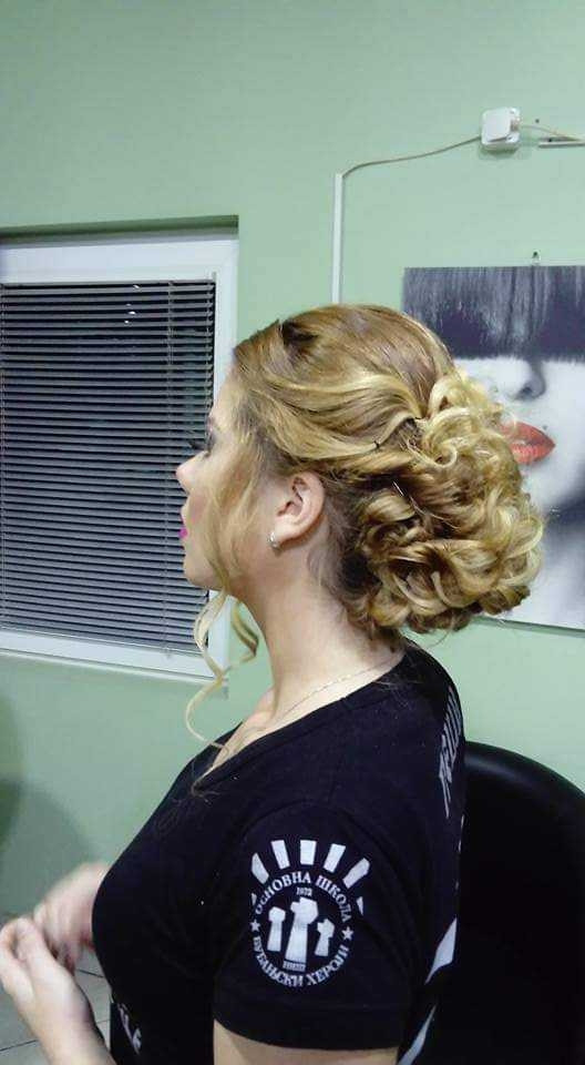 Svečana frizura - duga kosa - Bella Donna, Niš Svečane i frizure za svadbu Frizerski saloni Svečane i frizure za svadbu, Niš, Pantelej