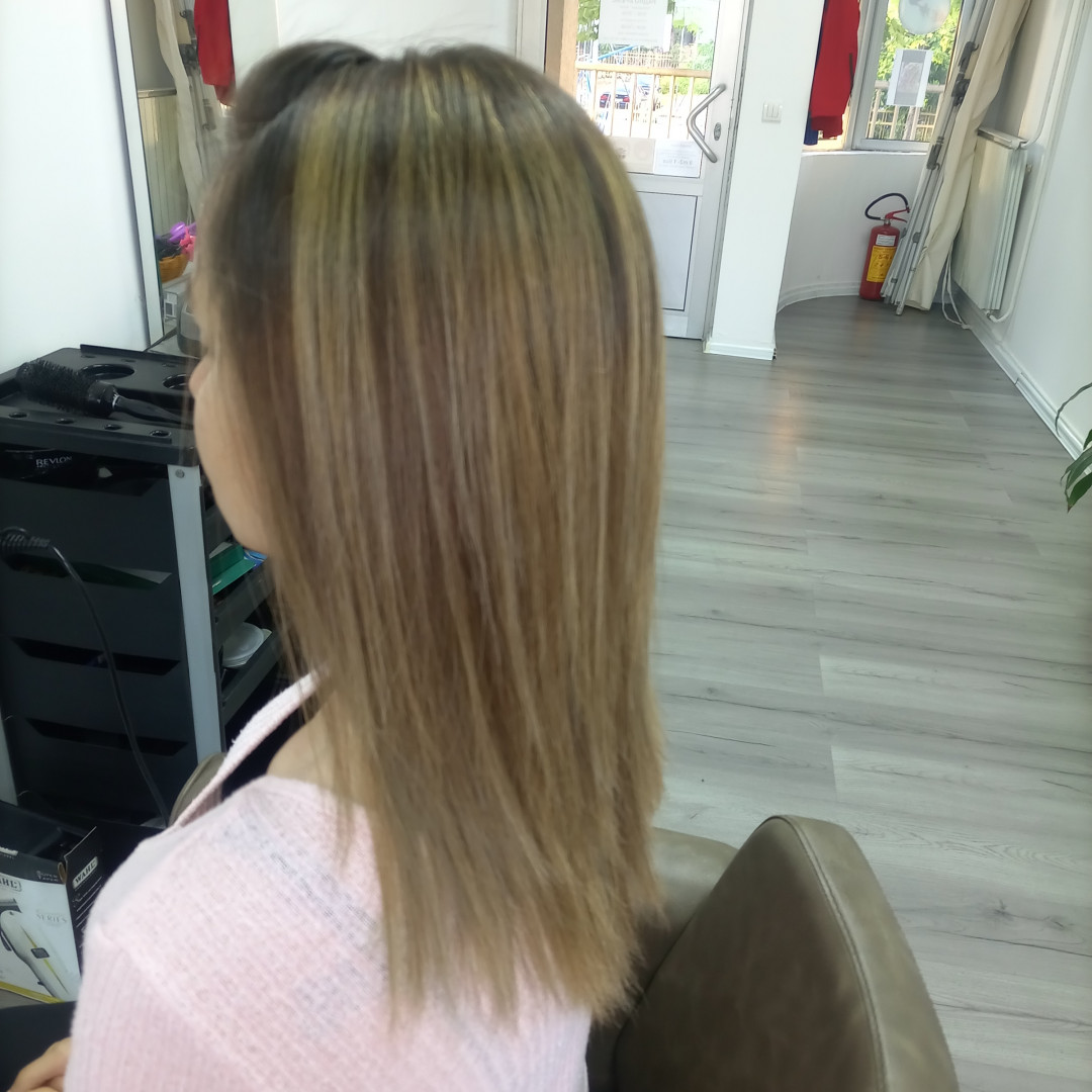 Balayage - kosa srednje dužine - Sv. Mina, Beograd Ombre, sombre, balayage Frizerski saloni Ombre, sombre, balayage, Beograd, Bežanijska kosa, Bežanija, Ledine, Surčin
