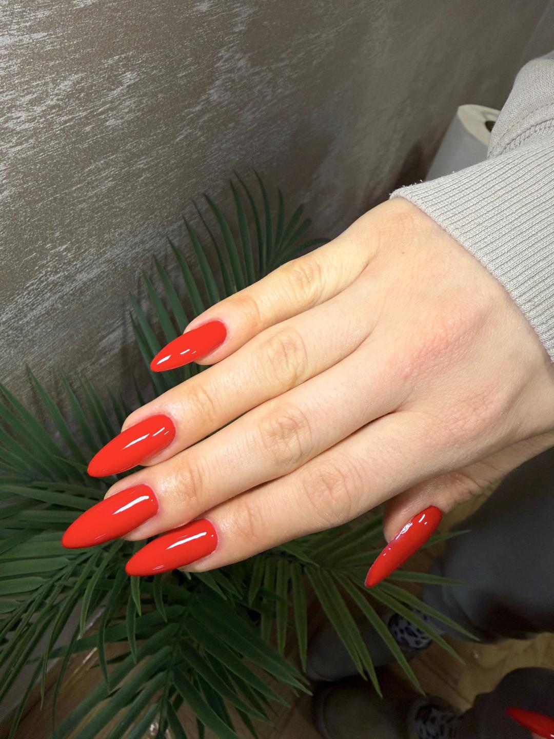 Beauty room Zvezdara #beograd Izlivanje noktiju Izlivanje noktiju gelom - L dužina