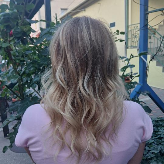 Hairrific #sombor Ombre, sombre, balayage Balayage - kosa srednje dužine / ekstra gusta kratka kosa