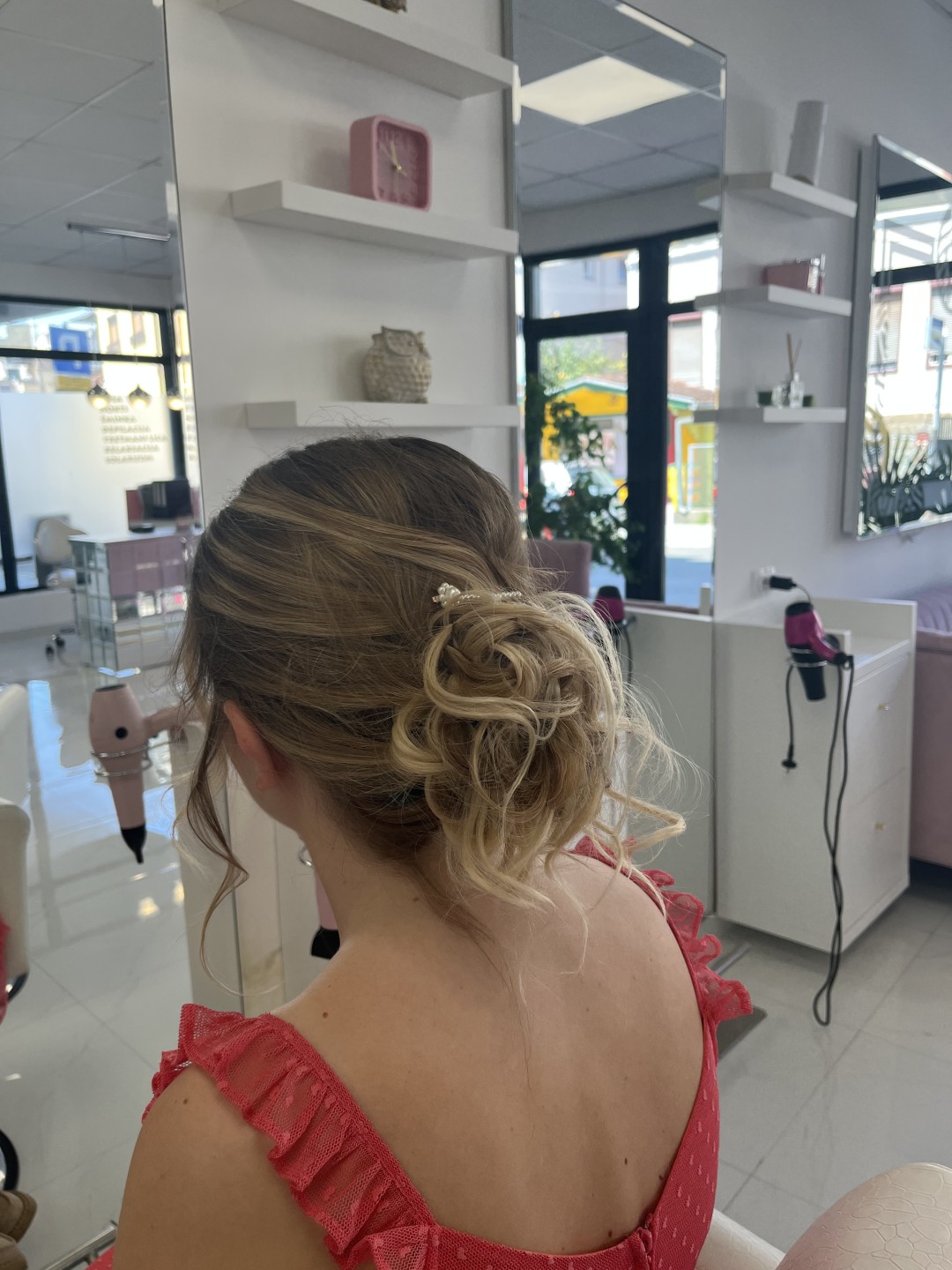 Grkinja Beauty Studio #krusevac Svečane i frizure za svadbu Probna frizura za mladu