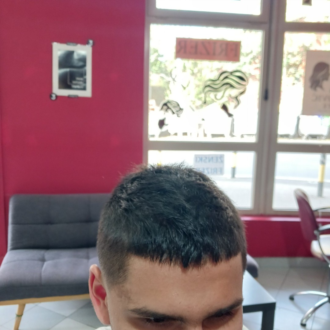 Petković Elite #beograd Muško šišanje Muško šišanje