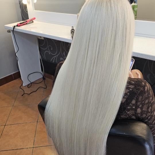 Mia bella beauty #novisad Nadogradnja kose Nadogradnja kose - 60 cm Nadogradnja kose 😊