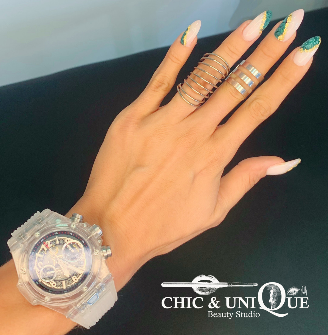 Chic & Unique Beauty Studio #beograd Izlivanje noktiju