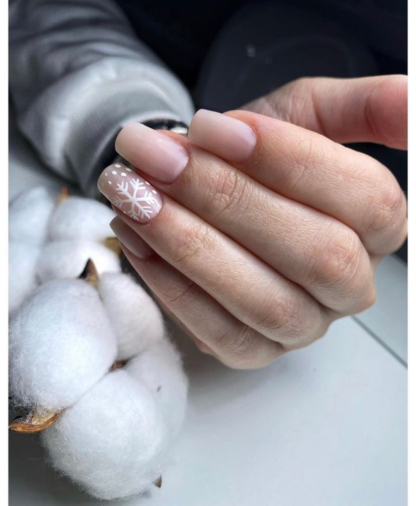 Monami beauty #beograd Ojačavanje noktiju Korekcija ojačavanja noktiju M - dužina