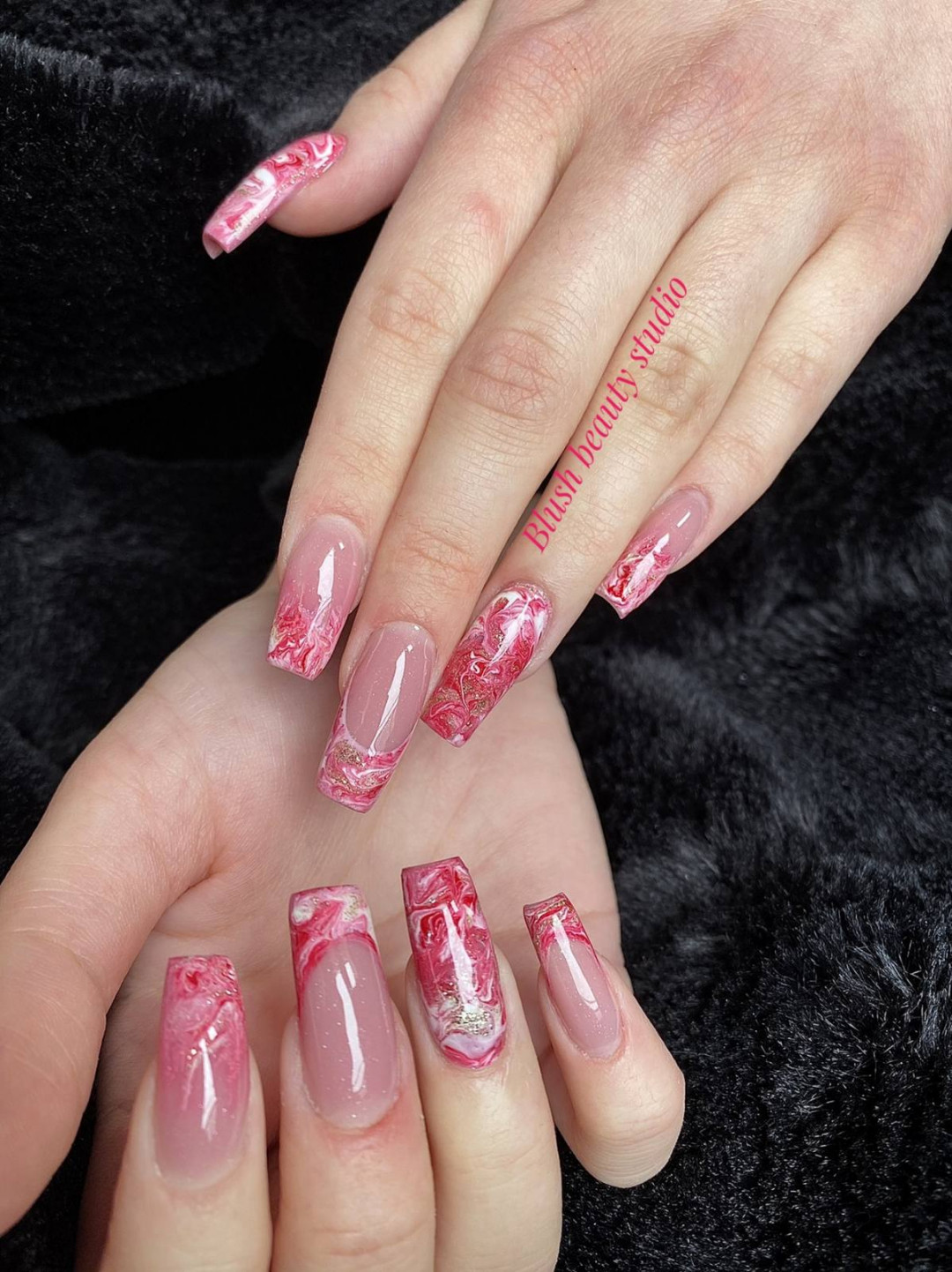 Blush Beauty Studio #beograd Izlivanje noktiju Izlivanje noktiju gelom + gel u boji - S dužina