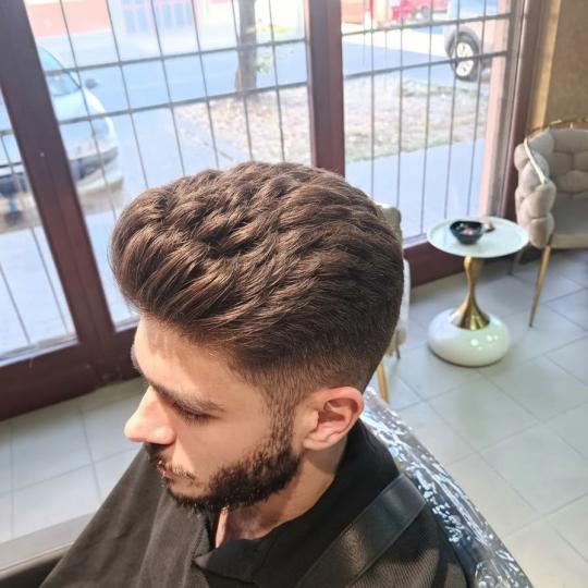 Glamour Luxury Studio 88 #pancevo Muško šišanje Muško šišanje Moderno muško šišanje sa čis