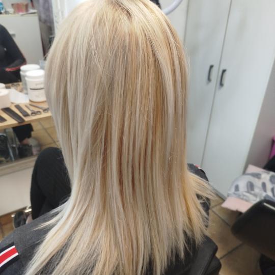 Beauty style hair J&D #novisad Ombre, sombre, balayage Ombre / sombre + preliv + feniranje - kosa sr