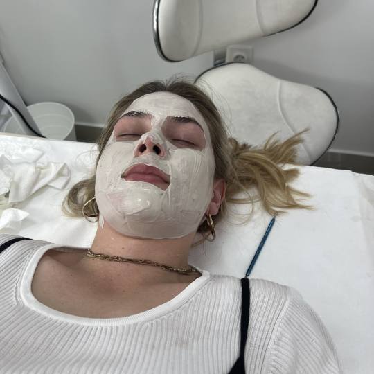 GM Beauty studio #beograd Tretman lica Higijenski tretman lica Ovde smo radili problematičnu kožu 