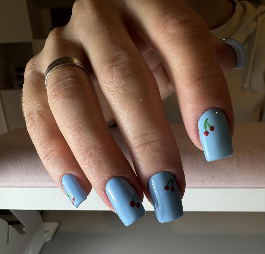 Korekcija noktiju gelom - M dužina - Monna nails & beauty, Beograd Korekcija noktiju Nokti Korekcija noktiju, Beograd, Zemun Centar