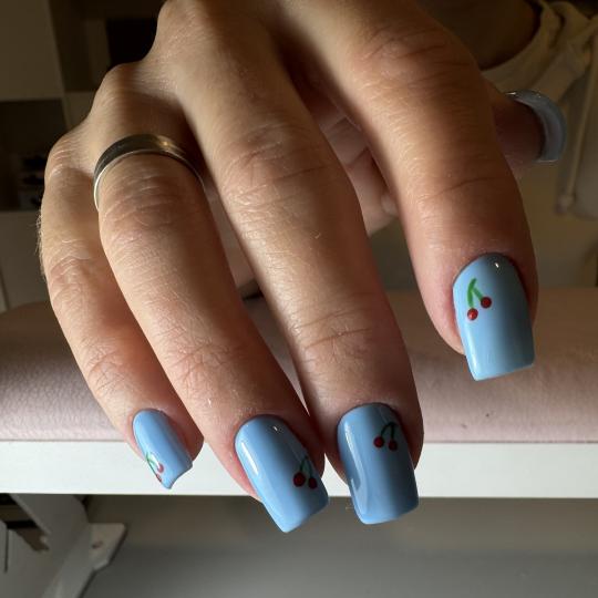 Monna nails & beauty #beograd Korekcija noktiju Korekcija noktiju gelom - M dužina