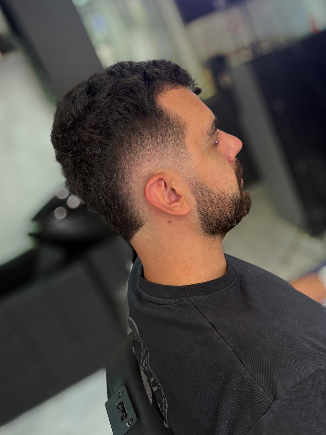 Muško šišanje - fade - Studio Artistry, Beograd Muško šišanje Muški frizeri Muško šišanje, Beograd, Zvezdara