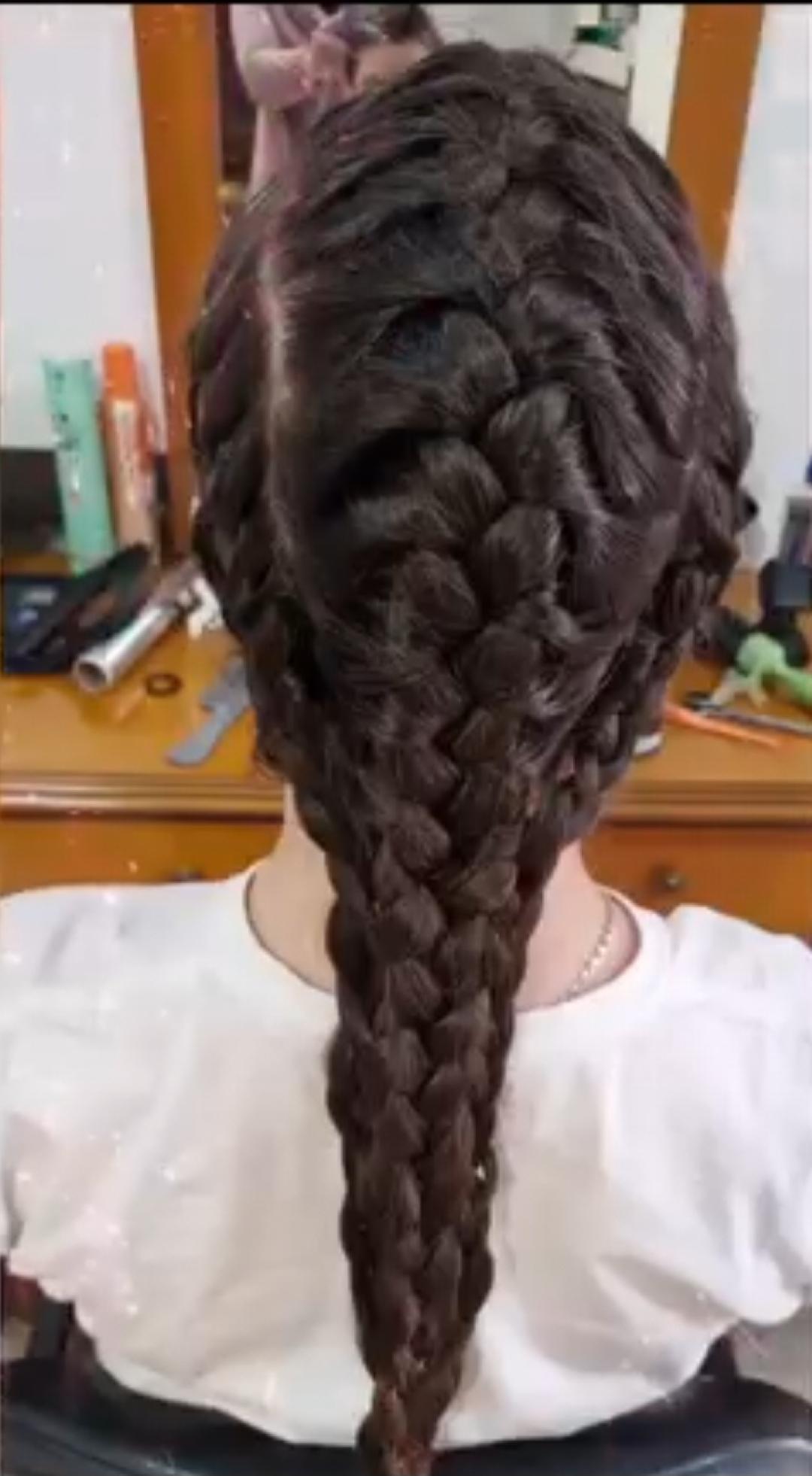 Beauty by Gordana 014 #beograd Pletenice, kike, punđe Riblja kost - jedna