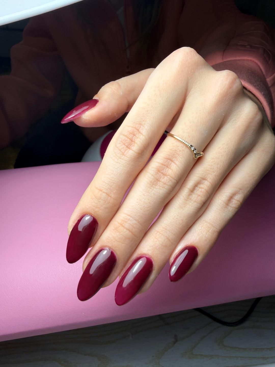 Korekcija izlivanja noktiju gelom - L dužina - Beauty room Zvezdara, Beograd Izlivanje noktiju Nokti Izlivanje noktiju, Beograd, Zvezdara