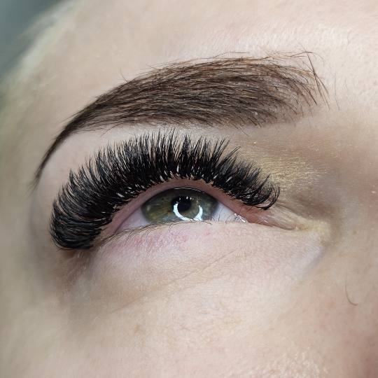 Butik Lepote #beograd Nadogradnja trepavica Nadogradnja trepavica - mega volumen