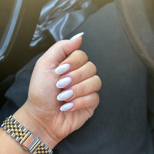 Vanero beauty #beograd Izlivanje noktiju Izlivanje noktiju gelom - M dužina