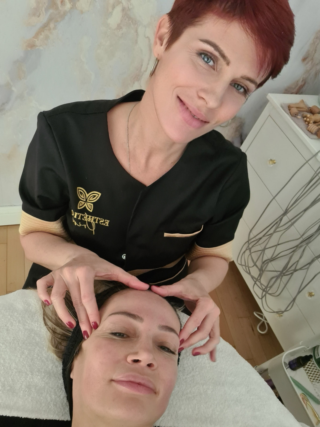 Esthetique Privé #beograd Tretmani protiv bora FACE LIFT masaža lica