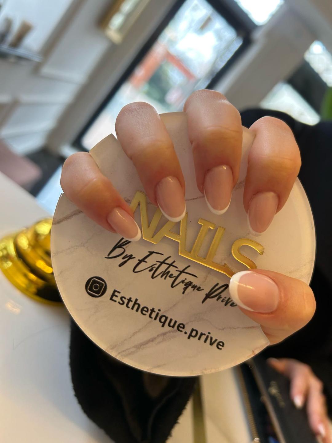 Izlivanje noktiju gelom M dužina - Esthetique Privé, Beograd Izlivanje noktiju Nokti Izlivanje noktiju, Beograd, Centar, Stari grad, Dorćol