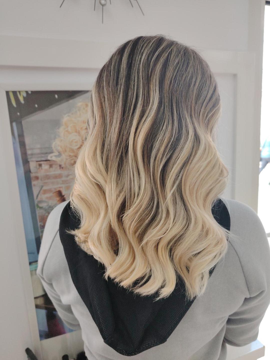 In line 1 #pancevo Ombre, sombre, balayage Ombre - kosa srednje dužine