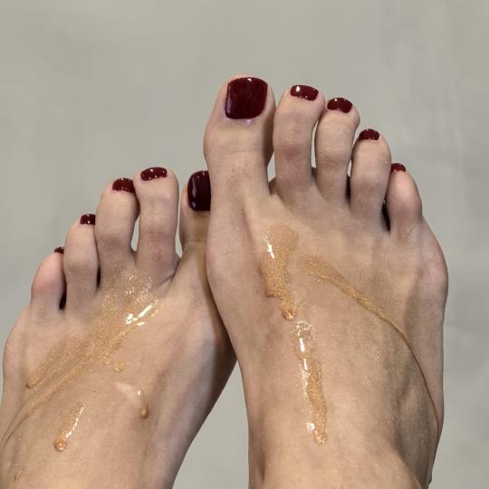 Pupuxfufu #beograd Estetski pedikir Aparatni pedikir sa profi diskom + gel lak