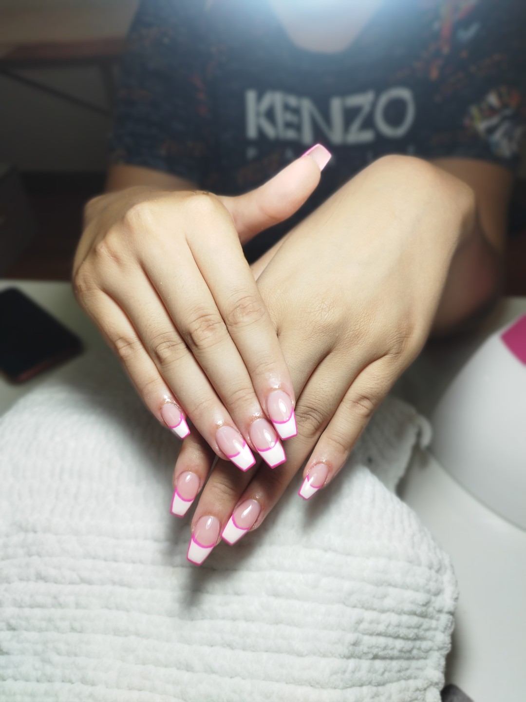 Izlivanje noktiju gelom - XL dužina - Studio Diva Lux, Niš Izlivanje noktiju Nokti Izlivanje noktiju, Niš, Medijana