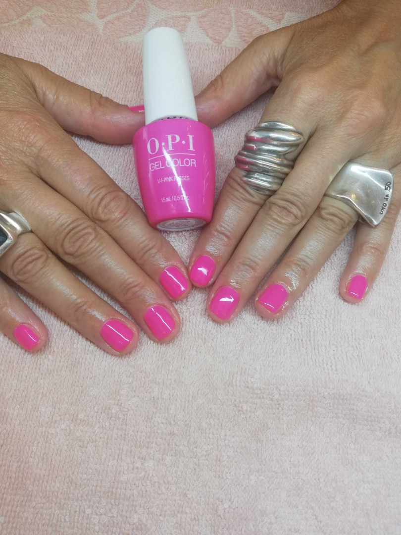 Kapriz #beograd Manikir Manikir + OPI gel lak