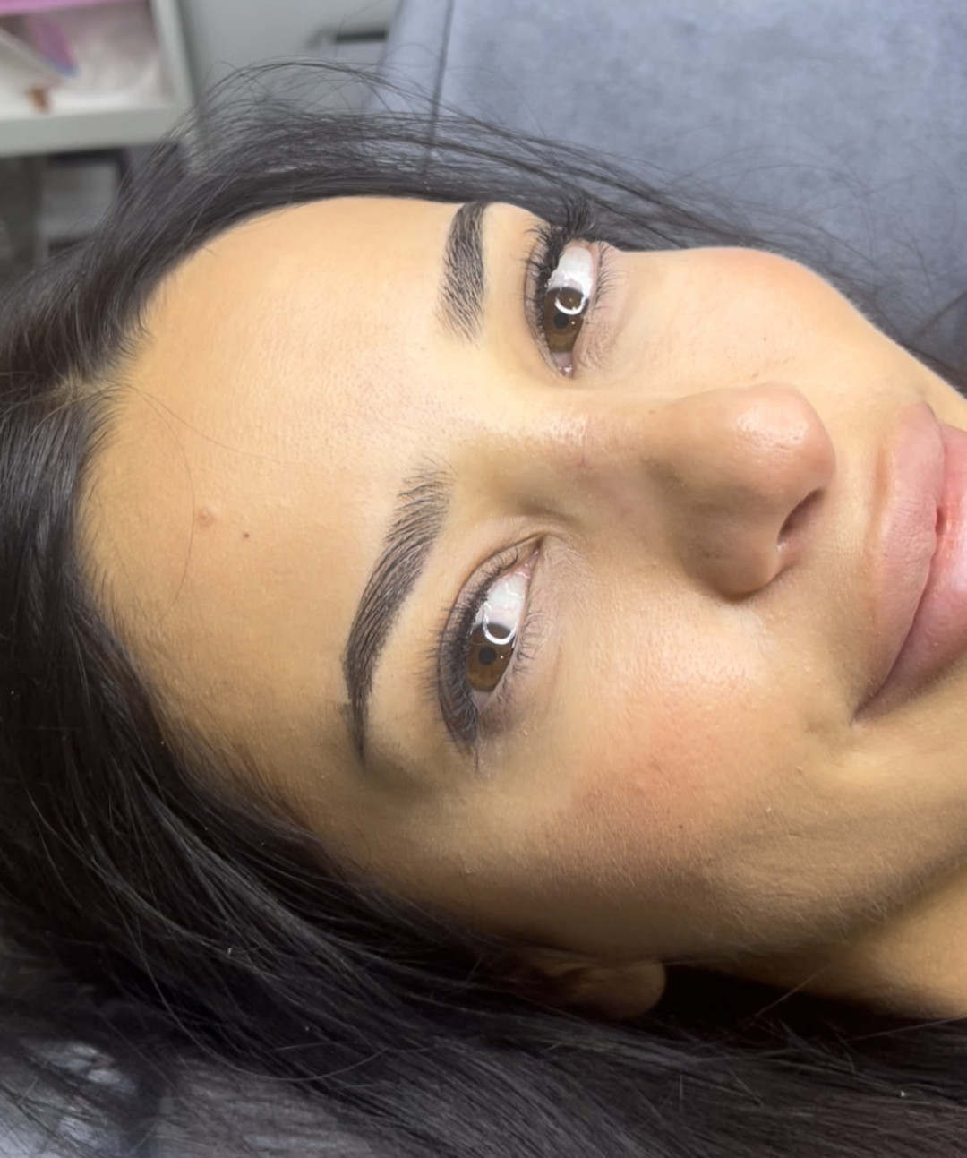 House of Beauty #beograd Nadogradnja trepavica Nadogradnja trepavica 1 na 1 - natural