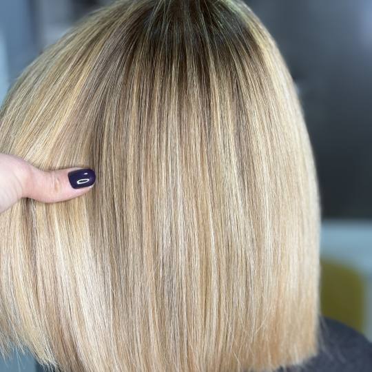 Hair studio mii #beograd Pramenovi Pramenovi na foliju - kosa srednje dužine