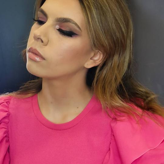 Flormar #beograd Make-up / šminkanje #profesionalno-sminkanje #flormar Profesionalno šminkanje + v