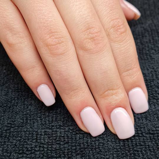 Right Beauty #beograd Ojačavanje noktiju Ojačavanje noktiju gelom dužina 1