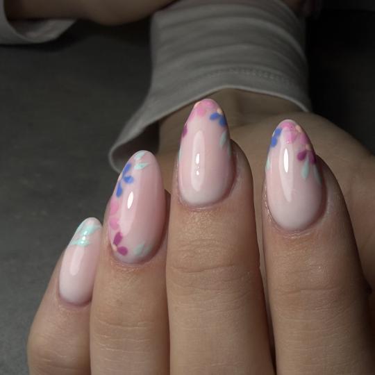 Elle beauty center #novisad Izlivanje noktiju Izlivanje noktiju - M dužina