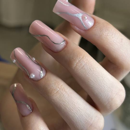 Nail Bar #novisad Izlivanje noktiju Izlivanje noktiju gelom - M dužina