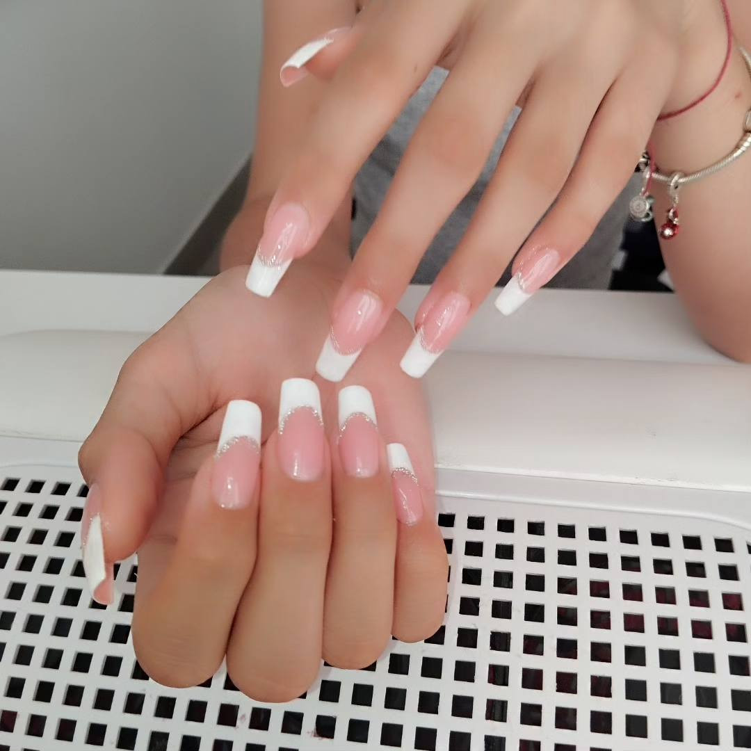 Taci nail art #beograd Izlivanje noktiju Nadogradnja noktiju