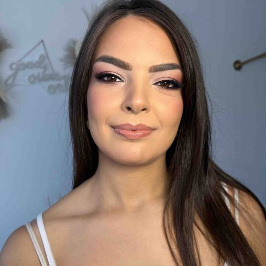AnMi #novisad Make-up / šminkanje Profesionalno šminkanje