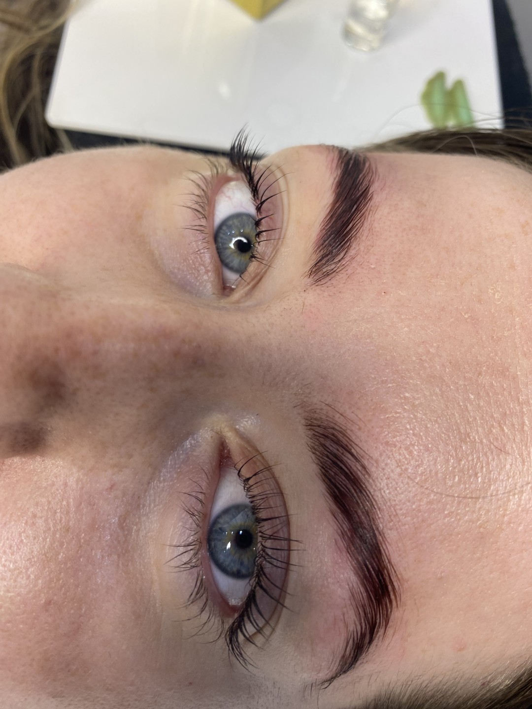 Familija Beauty Bar #beograd Trepavice Lash lift + keratin + farbanje