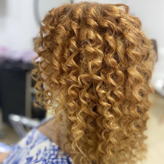Lovely Style #beograd Uvijanje, lokne i talasi Afro lokne - duga kosa
