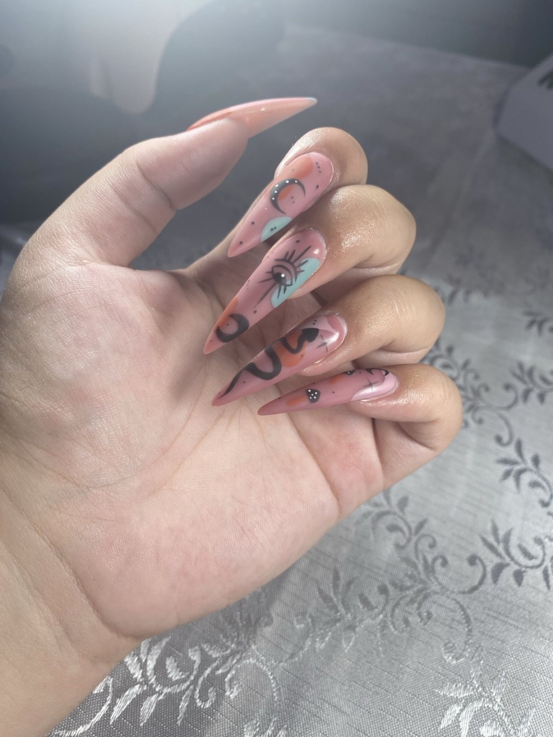 Izlivanje noktiju gelom - šablon 5 - Aden Exclusive Beauty, Beograd Izlivanje noktiju Nokti Izlivanje noktiju, Beograd, Palilula centralni deo