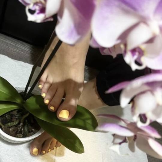 Kalina Beauty #beograd Estetski pedikir Estetski pedikir + gel lak