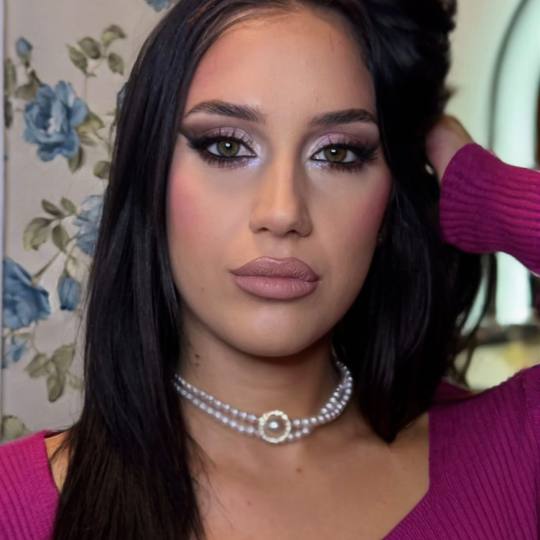 La Hermosa Beauty Studio #beograd Make-up / šminkanje Profesionalno šminkanje + veštačke trepavi