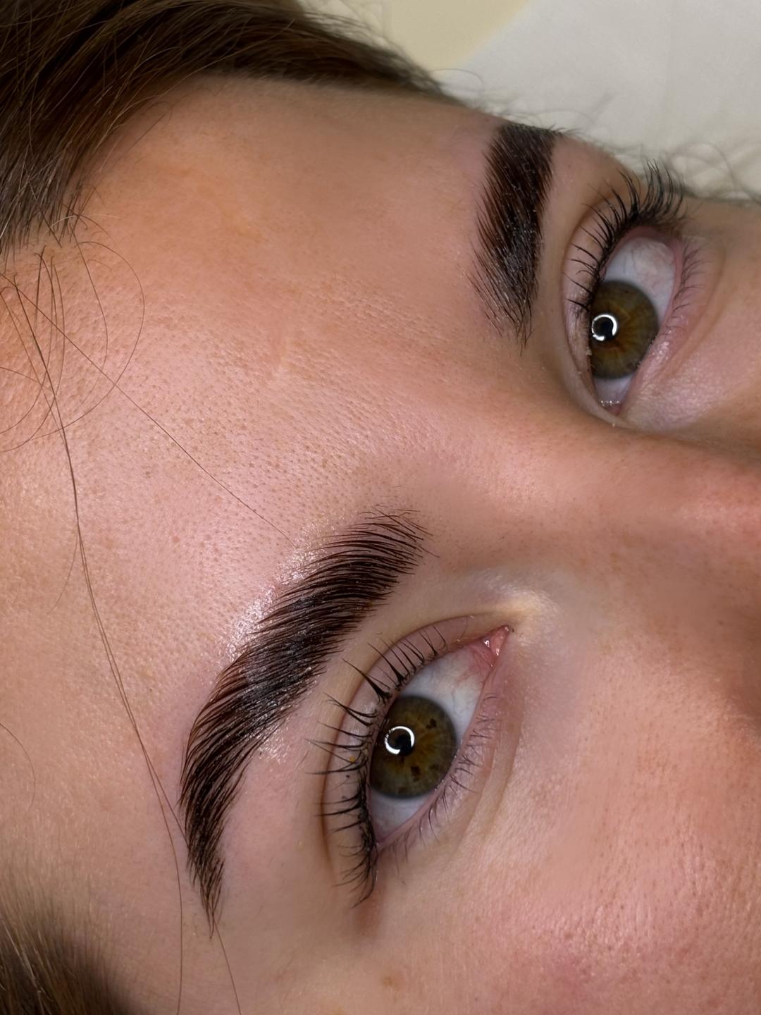 Lash + brow lift - Aura Beauty, Beograd Obrve Lice Obrve, Beograd, Vračar, Čubura, Crveni krst