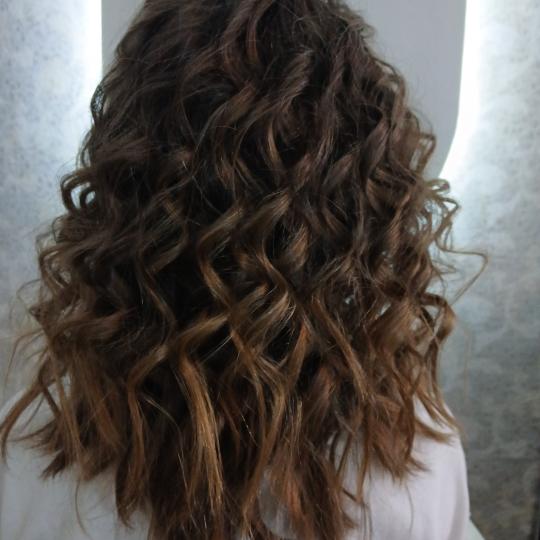 Beauty boom #beograd Uvijanje, lokne i talasi Lokne na figaro - kosa srednje dužine