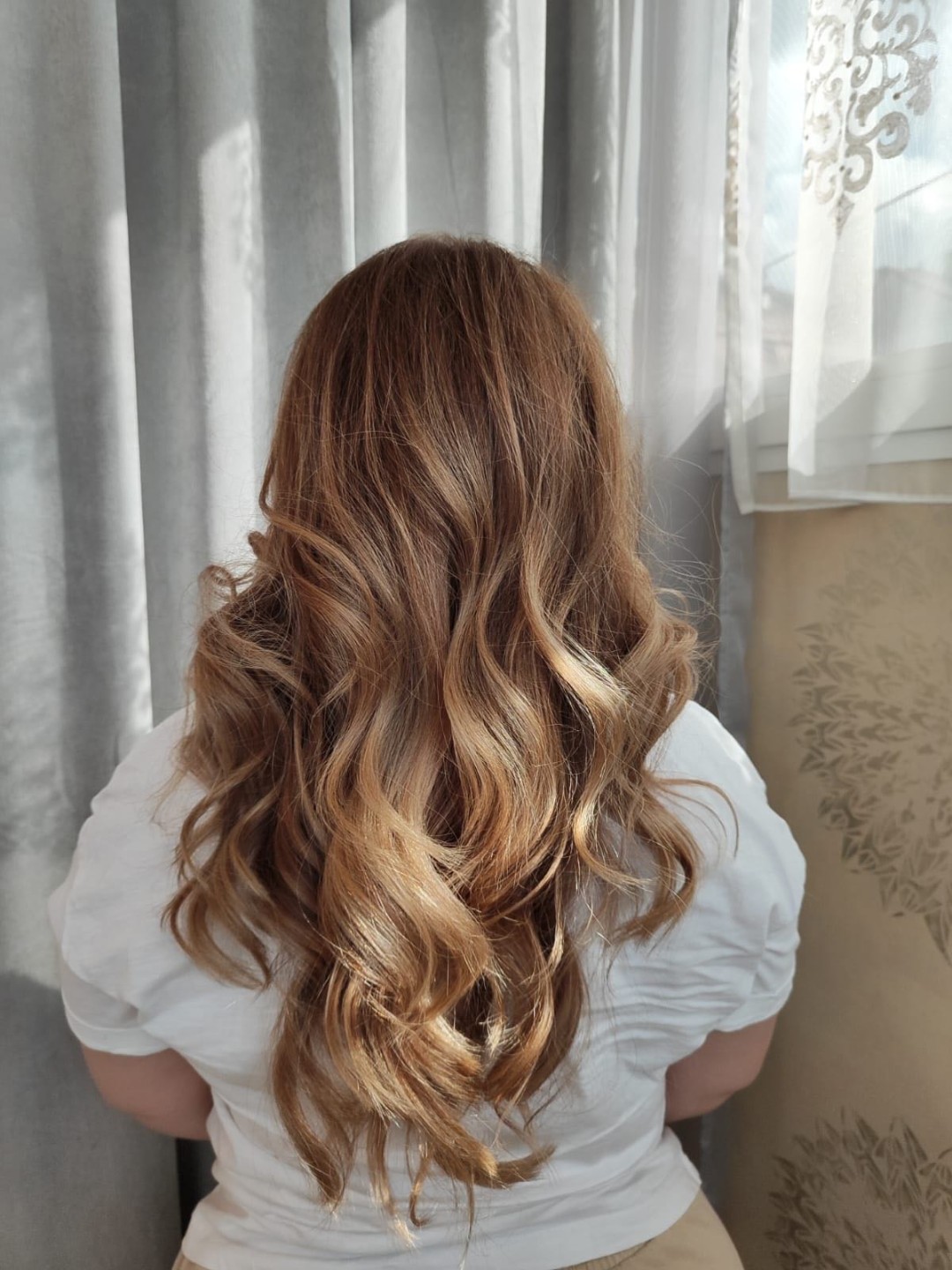 Bibi beauty centar #beograd Farbanje kose Farbanje izrastka - sve dužine kose
