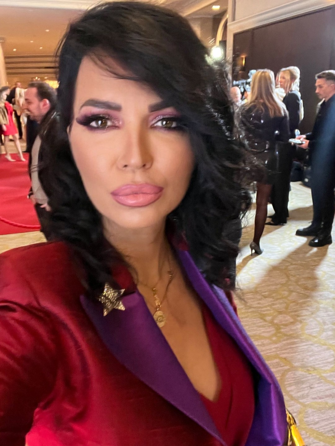 Bibi beauty centar #beograd Make-up / šminkanje Profesionalno šminkanje + veštačke trepavice